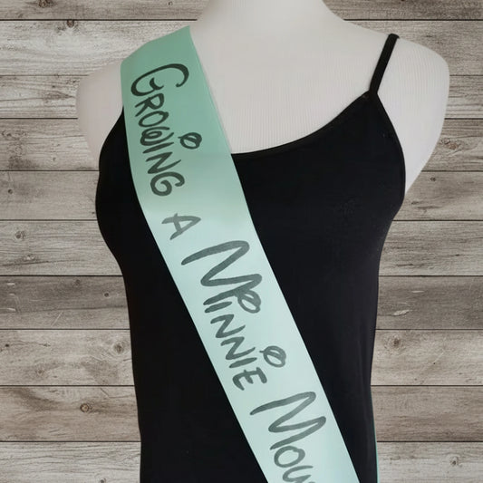 Growing Minnie Mouse Event Sash – Beautiful Personalized Style