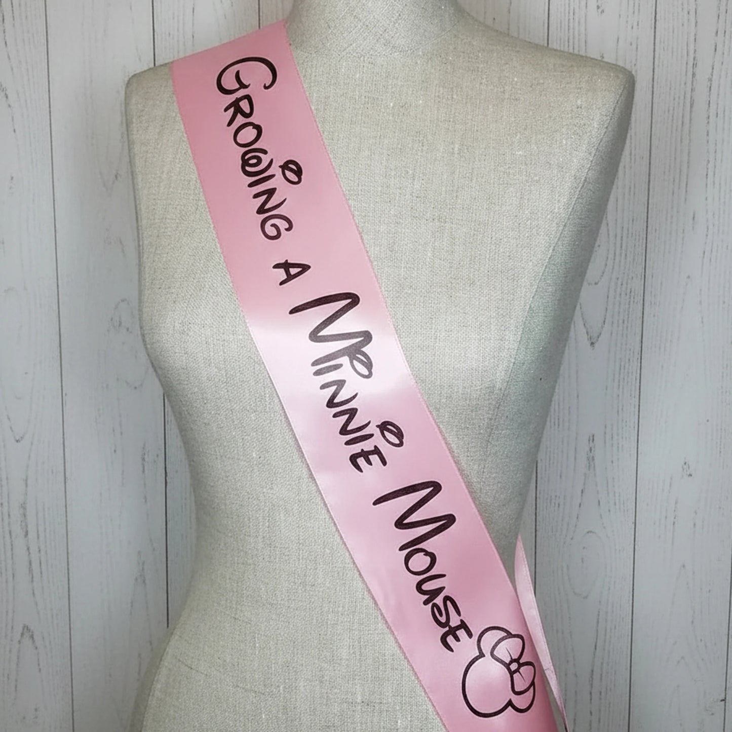 Plain Sashes, Corporate Sashes, Purple Sashes, Black Sashes, White Sashes, Blue Sashes, Pink Sashes, event Sash