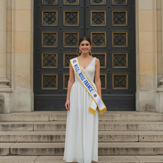 miss tole farce sash